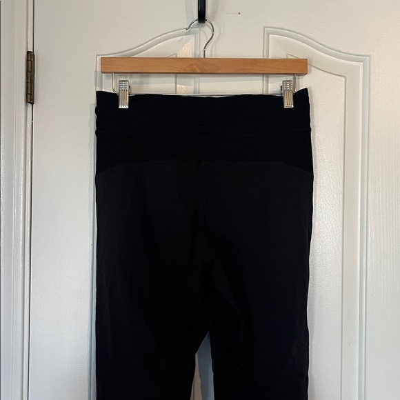 Lululemon | 2024 Dance Studio Mid-Rise Jogger Full Length Black Size 6 Yoga - Picture 10 of 15